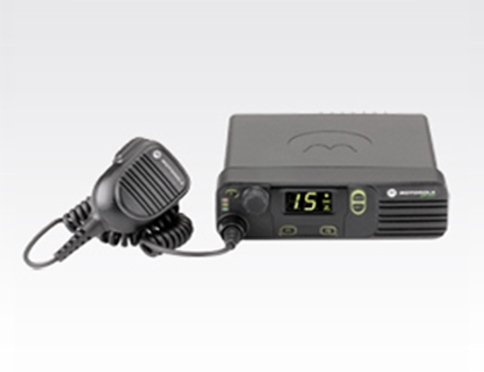 摩托羅拉XIR M8228車載雙向18luck备网址