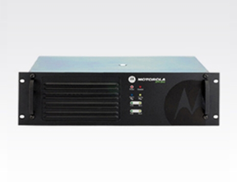 摩托羅拉XIR R8200 350M中繼台